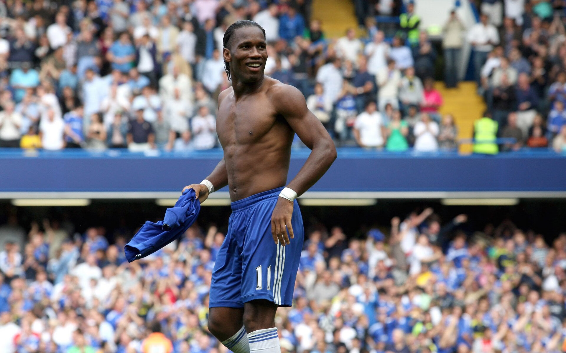 100 Thieves黑马之路持续，黑马 v11